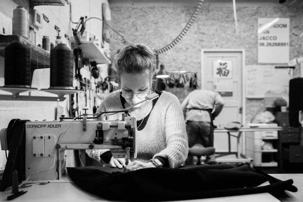 refresh your vintage werkplaats meubelstoffeerderij jacoline van der meer